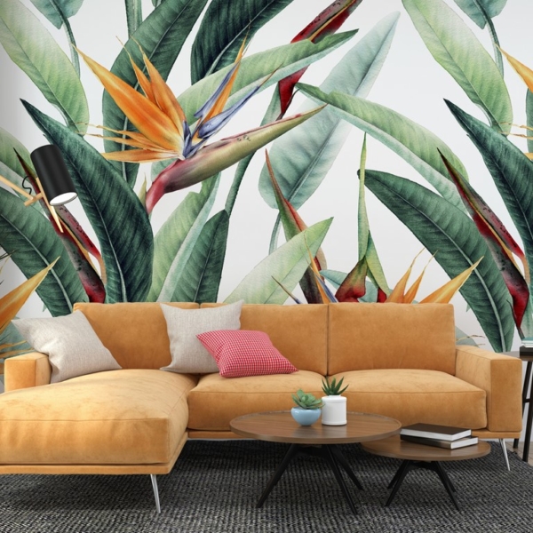 Wandmalerei in einem Strauß exotischer Blumen